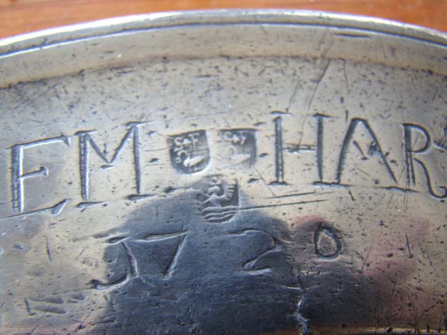 An early 18th century Pewter charger inscribed "Jochem Hartman 1720." — image 3